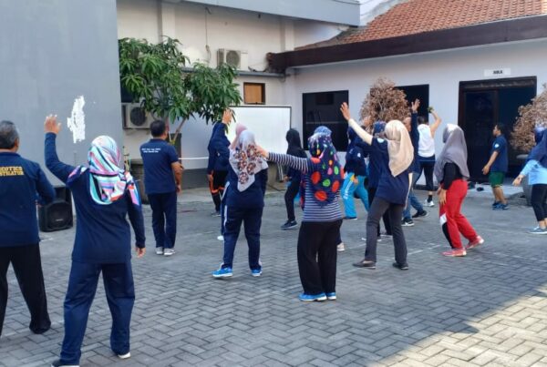 Pembinaan Jasmani kepada Pegawai BNN Kota Surabaya
