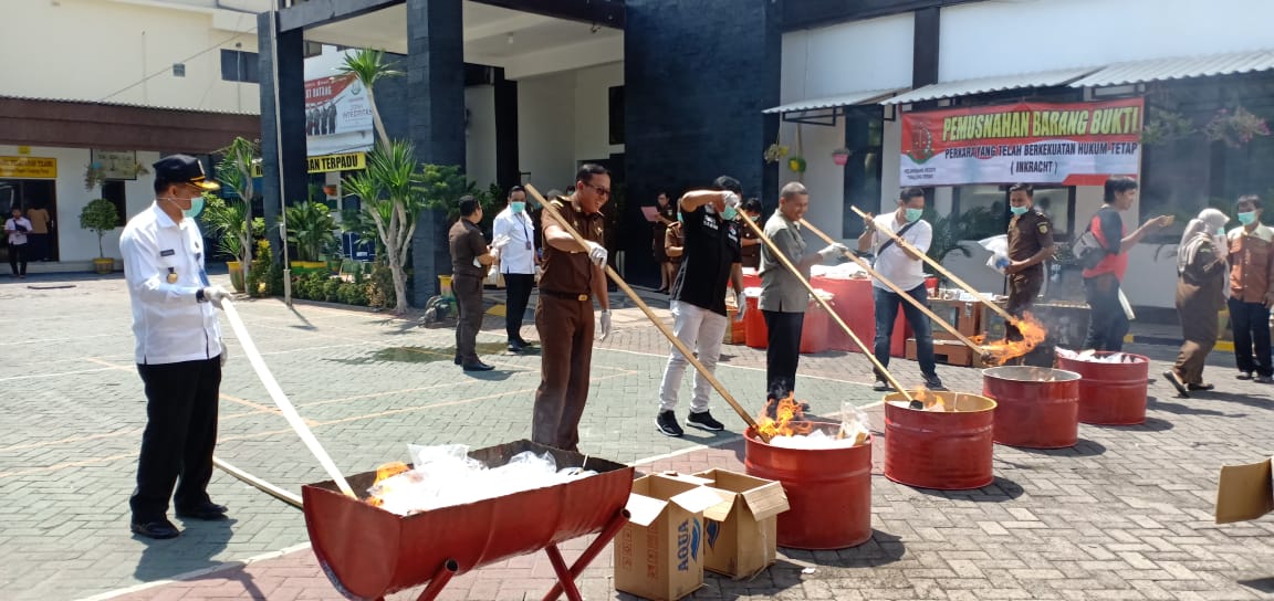 Pemusnahan Barang Bukti