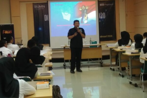 Sosialisasi Bahaya Penyalahgunaan Narkoba Sosialisasi Bahaya Penyalahgunaan Narkoba