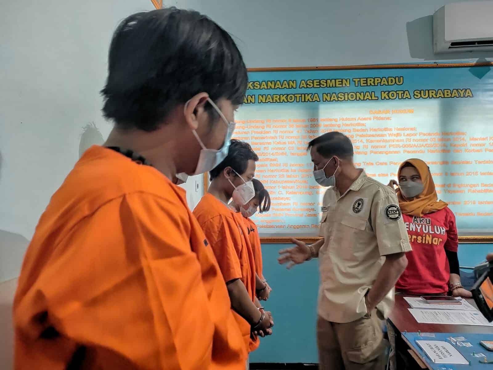 Pelaku Penyalahguna Narkotika Berhasil Diringkus Oleh Badan Narkotika Nasional Kota Surabaya