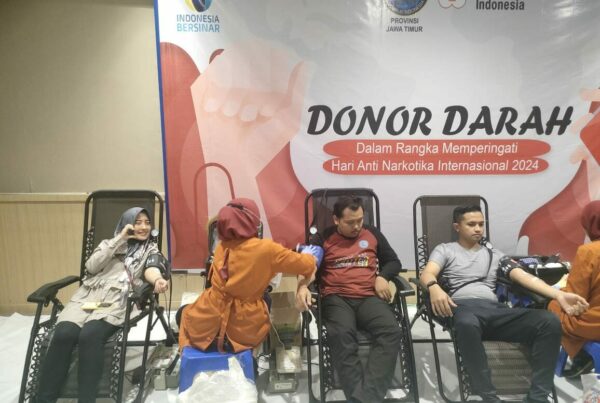 Donor Darah dalam Rangka Hari Anti Narkotika Internasional 2024 di BNN Provinsi Jawa Timur Donor Darah dalam Rangka Hari Anti Narkotika Internasional 2024 di BNN Provinsi Jawa Timur