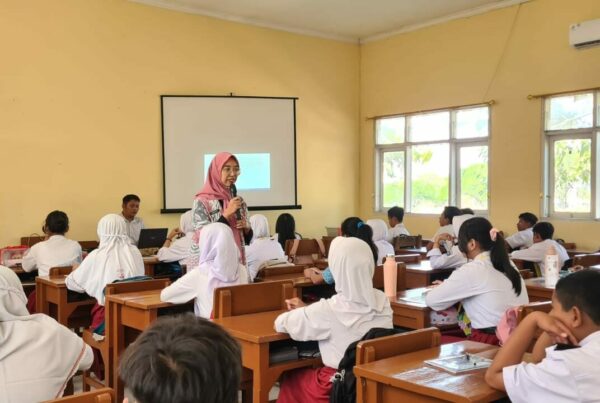 BNN Kota Surabaya Lakukan Sosialisasi P4GN pada Acara Masa Pengenalan Lingkungan Sekolah (MPLS) di Beberapa Sekolah di Kota Surabaya