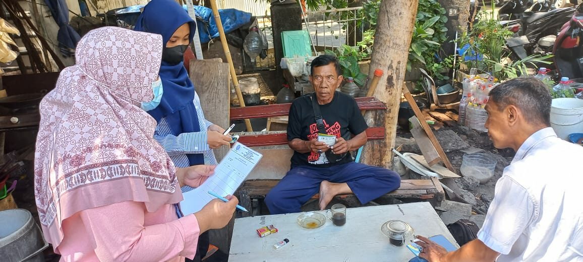 Skrining Intervensi Lapangan (SIL) oleh Tim Rehabilitasi BNN Kota Surabaya Skrining Intervensi Lapangan (SIL) oleh Tim Rehabilitasi BNN Kota Surabaya