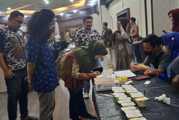 PT Pelindo III Regional Surabaya Gelar Pemberdayaan Masyarakat Anti Narkoba Melalui Tes Urine Bekerja Sama Dengan BNN Kota Surabaya