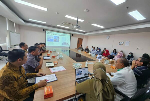 BNN Kota Surabaya Melakukan Koordinasi Pemeriksaan Kesehatan Calon Kepala Daerah pada Pilkada Kota Surabaya BNN Kota Surabaya Melakukan Koordinasi Pemeriksaan Kesehatan Calon Kepala Daerah pada Pilkada Kota Surabaya