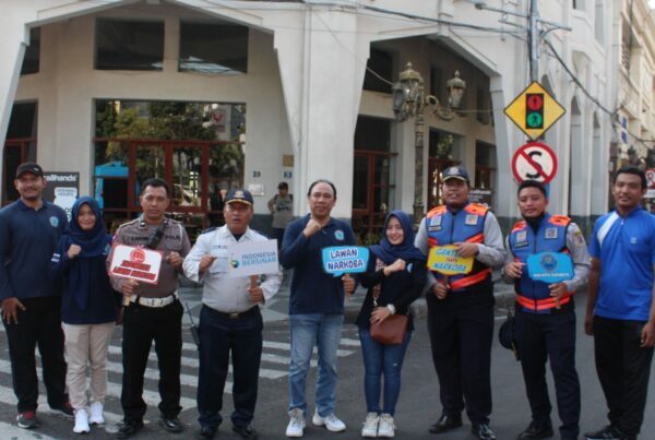 BNN Kota Surabaya lakukan Kampaye P4GN pada acara Car Free Day (CFD) di Jalan Tunjungan dan di Wisata Kota Tua Surabaya
