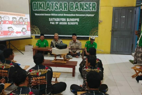 BNN Kota Surabaya Gelar Sosialisasi P4GN pada Diklatsar Banser PAC GP Ansor Kecamatan Benowo BNN Kota Surabaya Gelar Sosialisasi P4GN pada Diklatsar Banser PAC GP Ansor Kecamatan Benowo