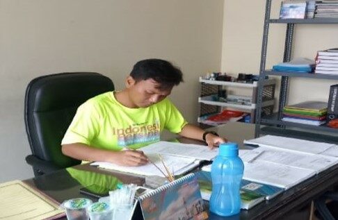 Pemeriksaan Dokumen Asesmen Terpadu oleh Sekretariat TAT BNN Kota Surabaya Konsep Otomatis
