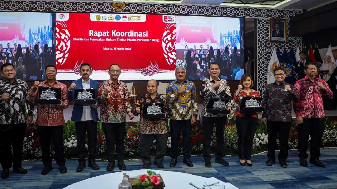 KEPALA BNN RI HADIRI RAPAT KOORDINASI PENEGAKAN HUKUM TPPU BERSAMA PPATK KEPALA BNN RI HADIRI RAPAT KOORDINASI PENEGAKAN HUKUM TPPU BERSAMA PPATK