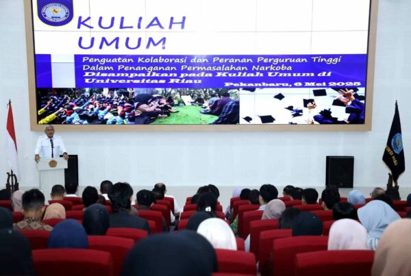 BERIKAN KULIAH UMUM, KEPALA BNN RI BUKA WAWASAN MAHASISWA UNRI TERKAIT NARKOBA