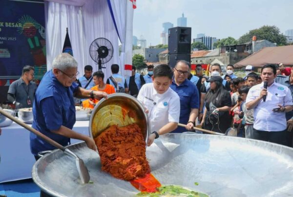 TEMUI WARGA KAMPUNG KIAPANG, KEPALA BNN RI: KEMISKINAN BUKAN ALASAN UNTUK MENJADI BAGIAN SINDIKAT KEJAHATAN NARKOBA