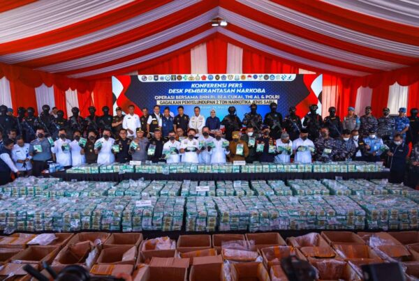 DUA TON SABU DISITA, BNN RI-POLDA KEPRI-BEA DAN CUKAI-TNI AL GAGALKAN UPAYA PENYELUNDUPAN SABU TERBESAR SEPANJANG SEJARAH