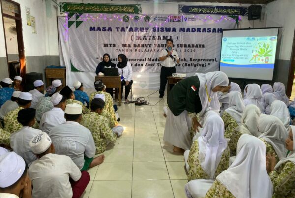 BNN Kota Surabaya Perkuat Ketahanan Remaja Lewat Sosialisasi Napza dan Rokok